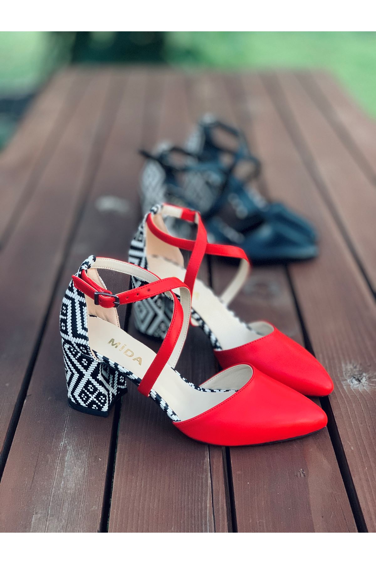 Y116 Kırmızı Garni Deri Topuklu Ayakkabı