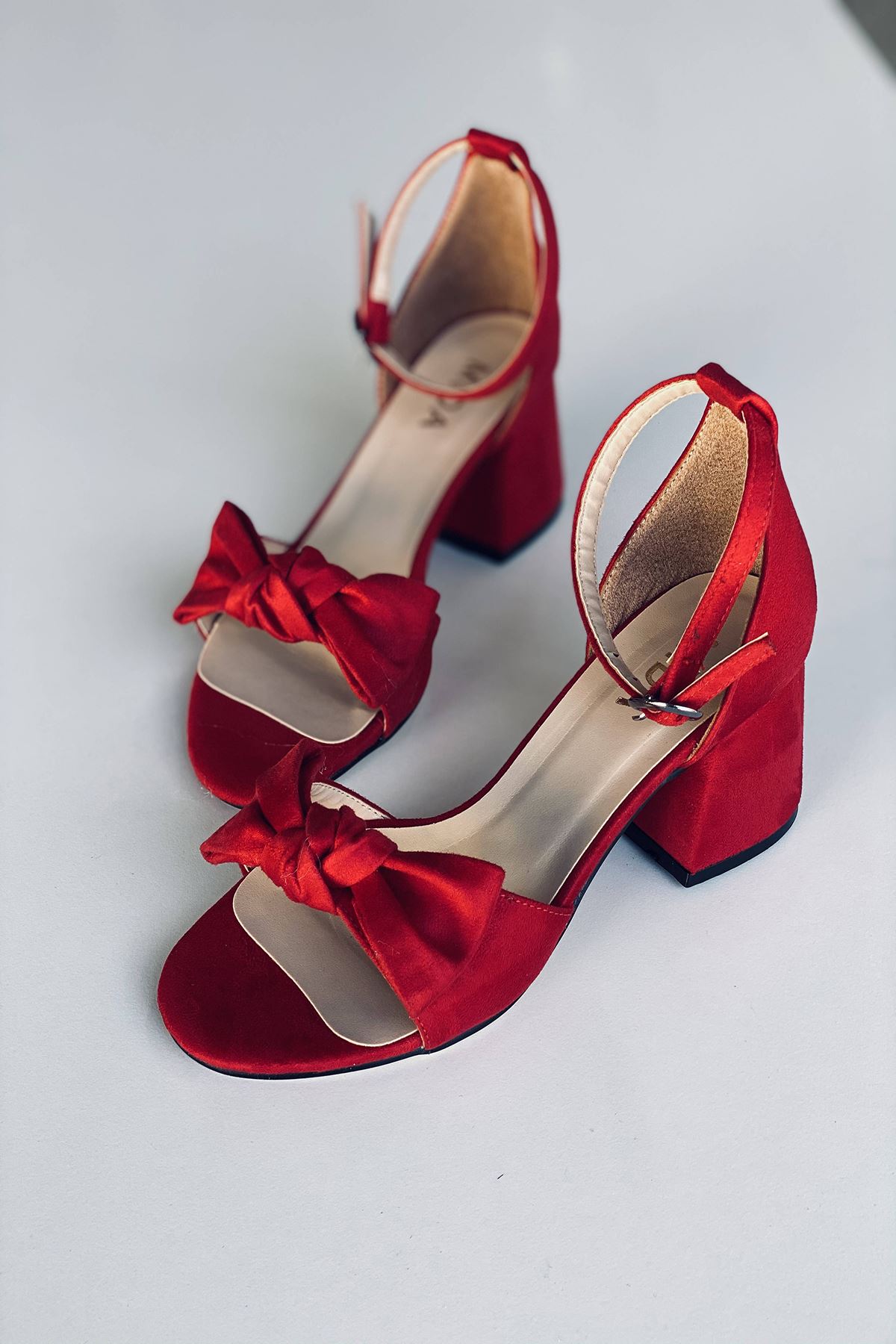 Y553 Kırmızı Süet Topuklu Ayakkabı