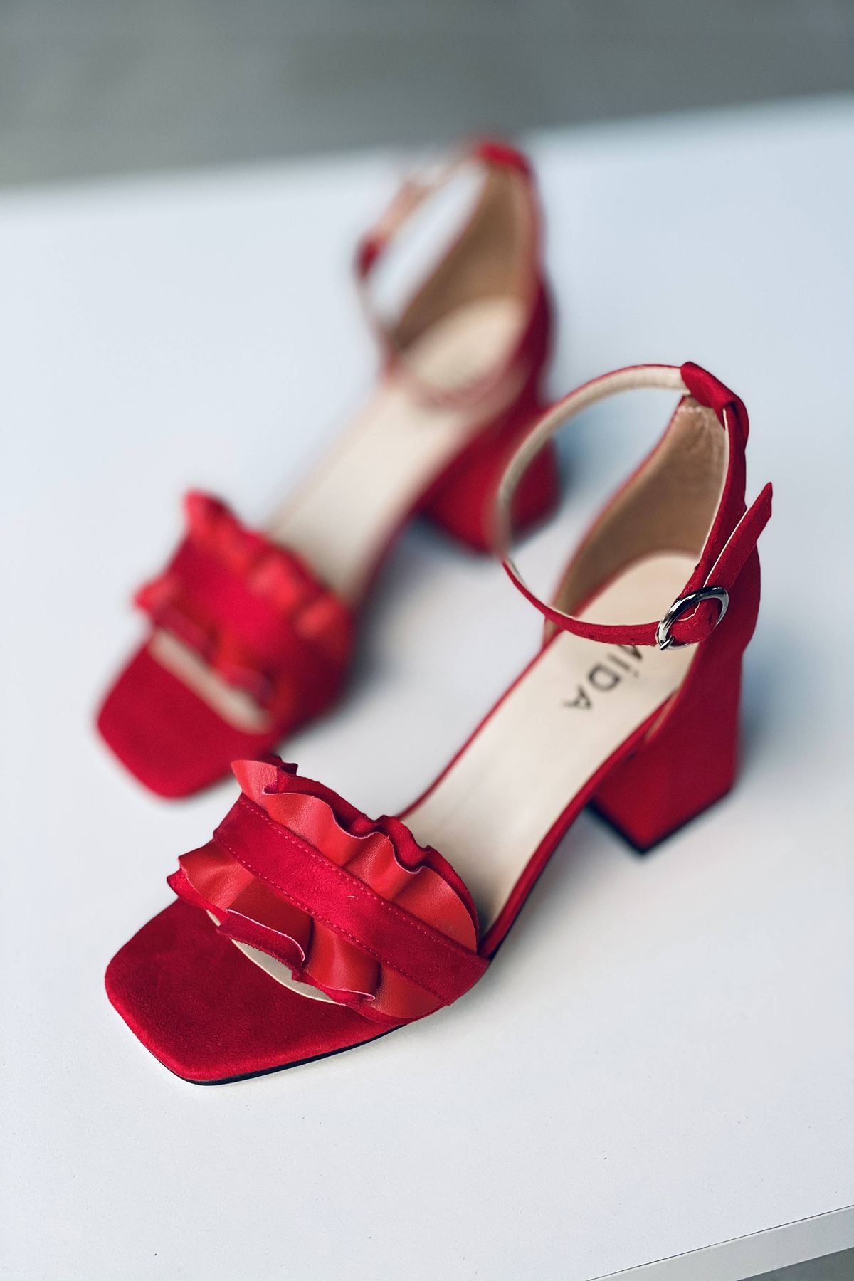 Y700 Kırmızı Süet Topuklu Ayakkabı