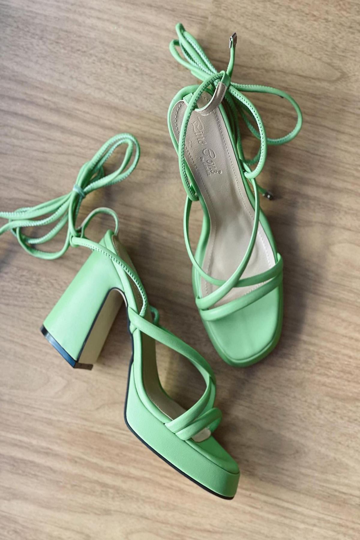 Mida Shoes YVİCKY Yeşil Deri Platform Tek Bant Topuklu Ayakkabı