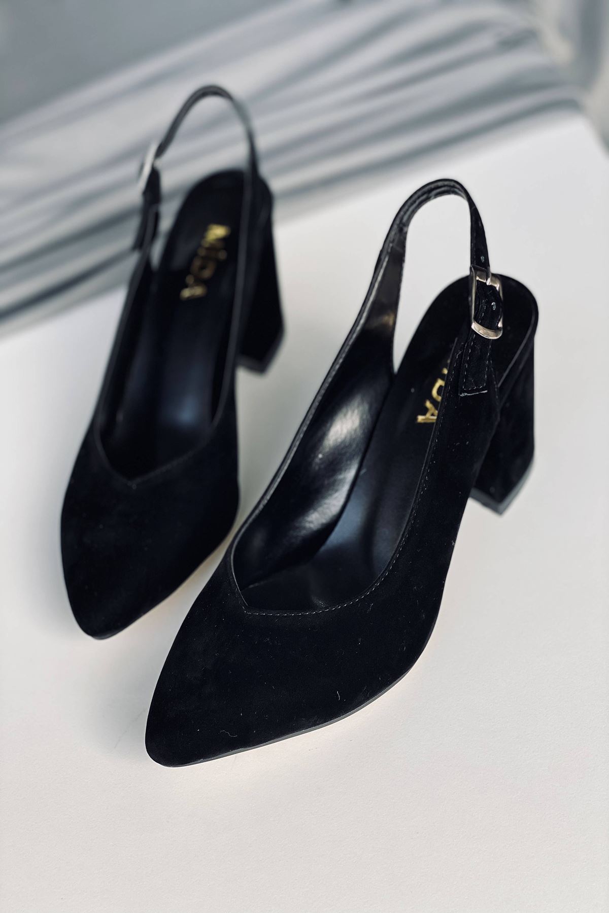 Mida Shoes Y101 Siyah Süet Topuklu Ayakkabı