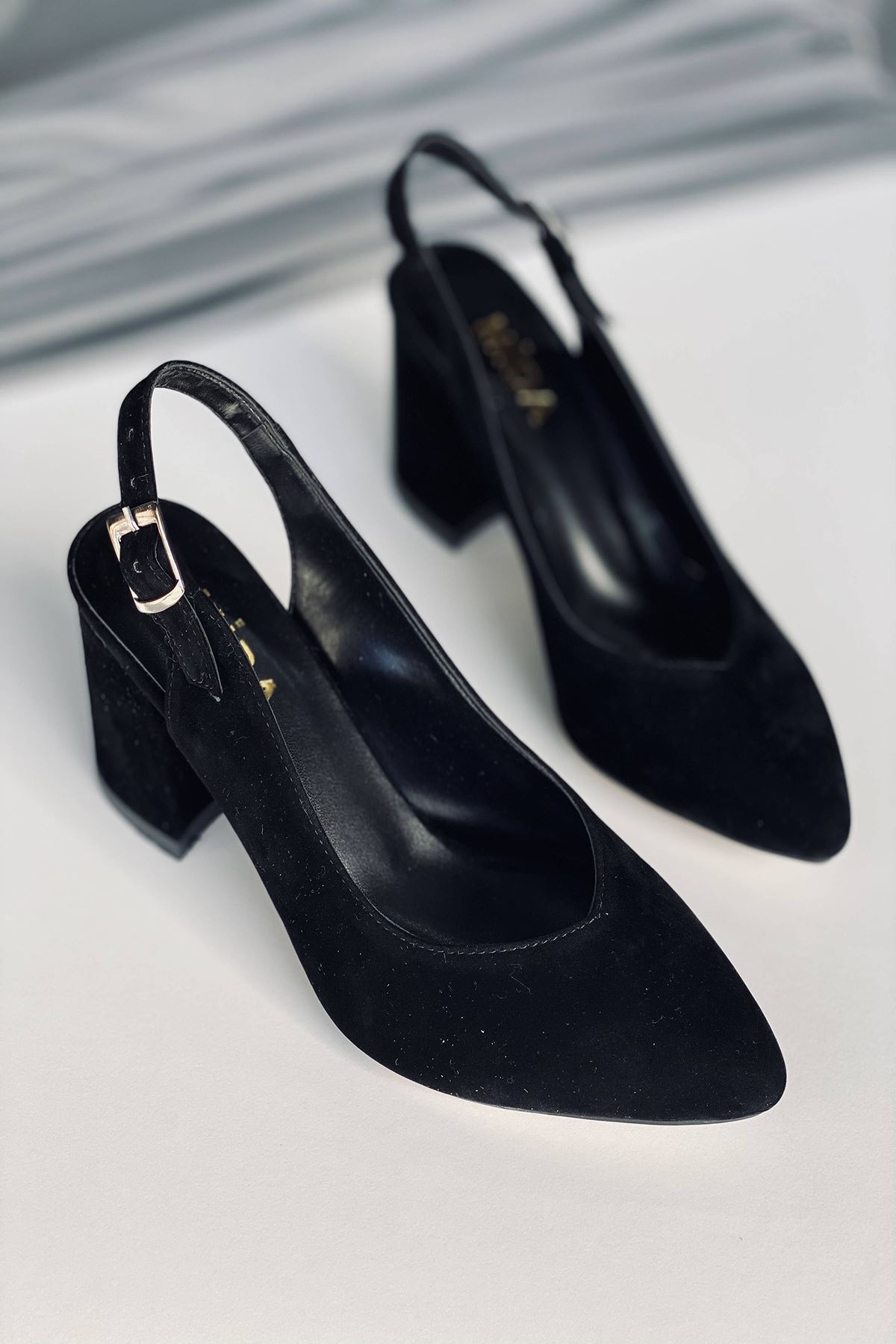 Mida Shoes Y101 Siyah Süet Topuklu Ayakkabı