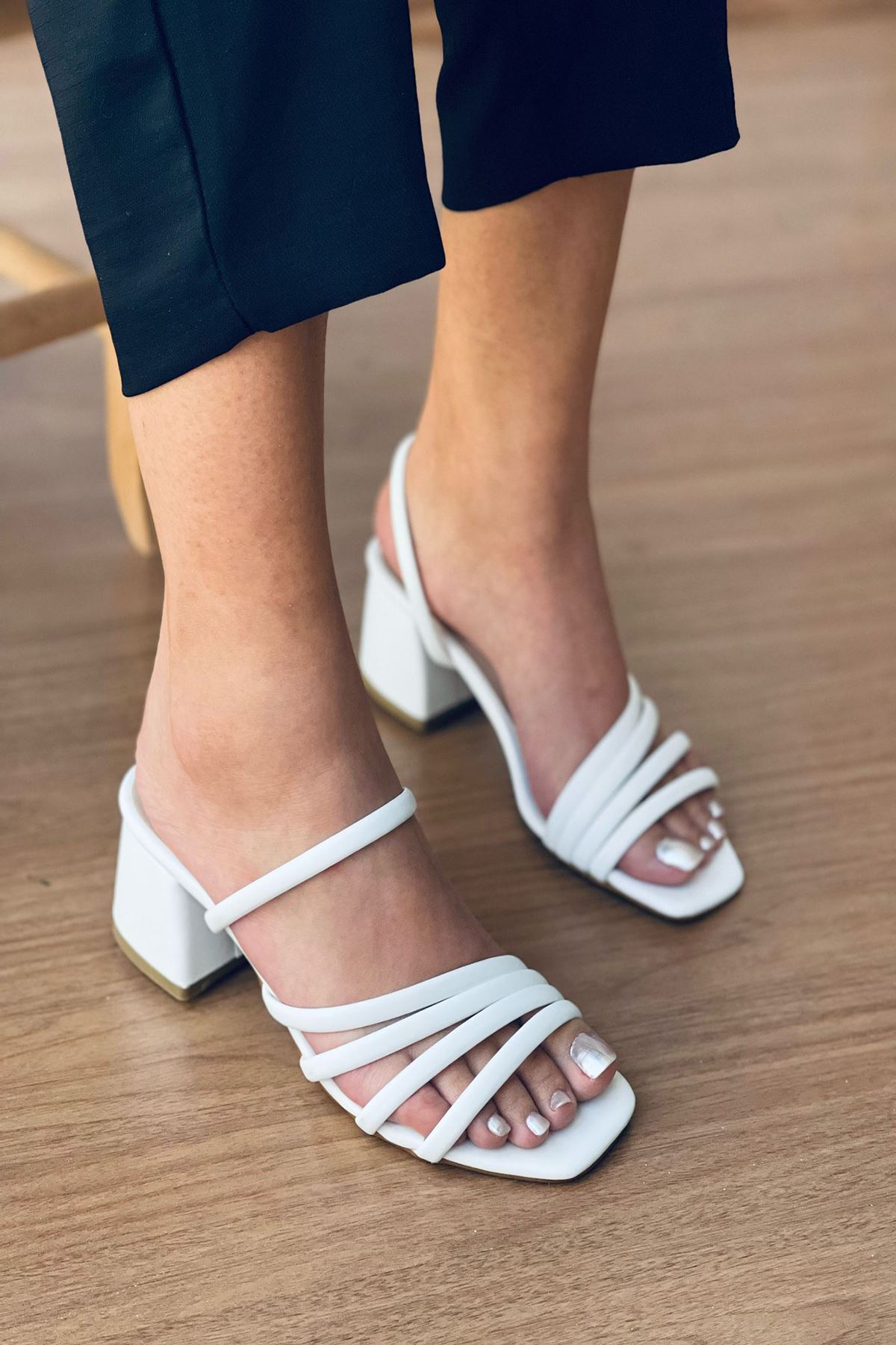 Mida Shoes Y910 Beyaz Deri 4 Bant Topuklu Ayakkabı