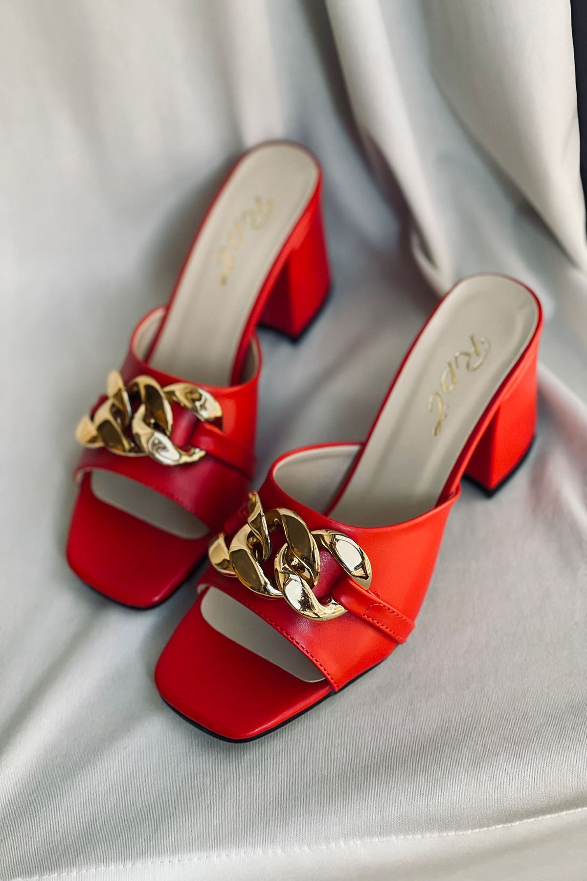 Mida Shoes YJudy Kırmızı Deri Halkalı Topuklu Ayakkabı
