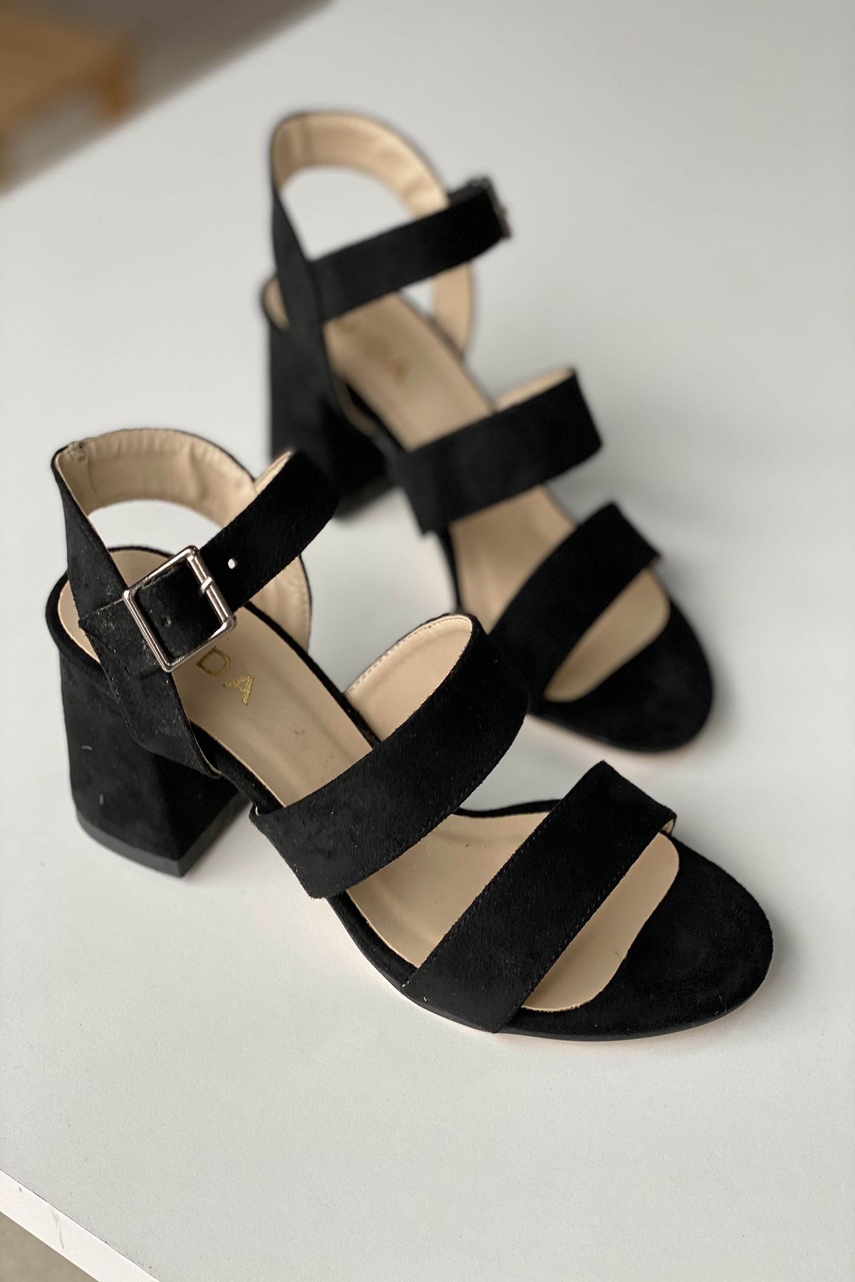 Mida Shoes Y612 Siyah Süet Topuklu Ayakkabı