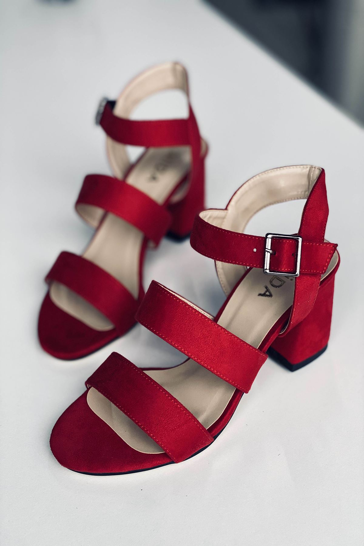 Mida Shoes Y612 Kırmızı Süet Topuklu Ayakkabı