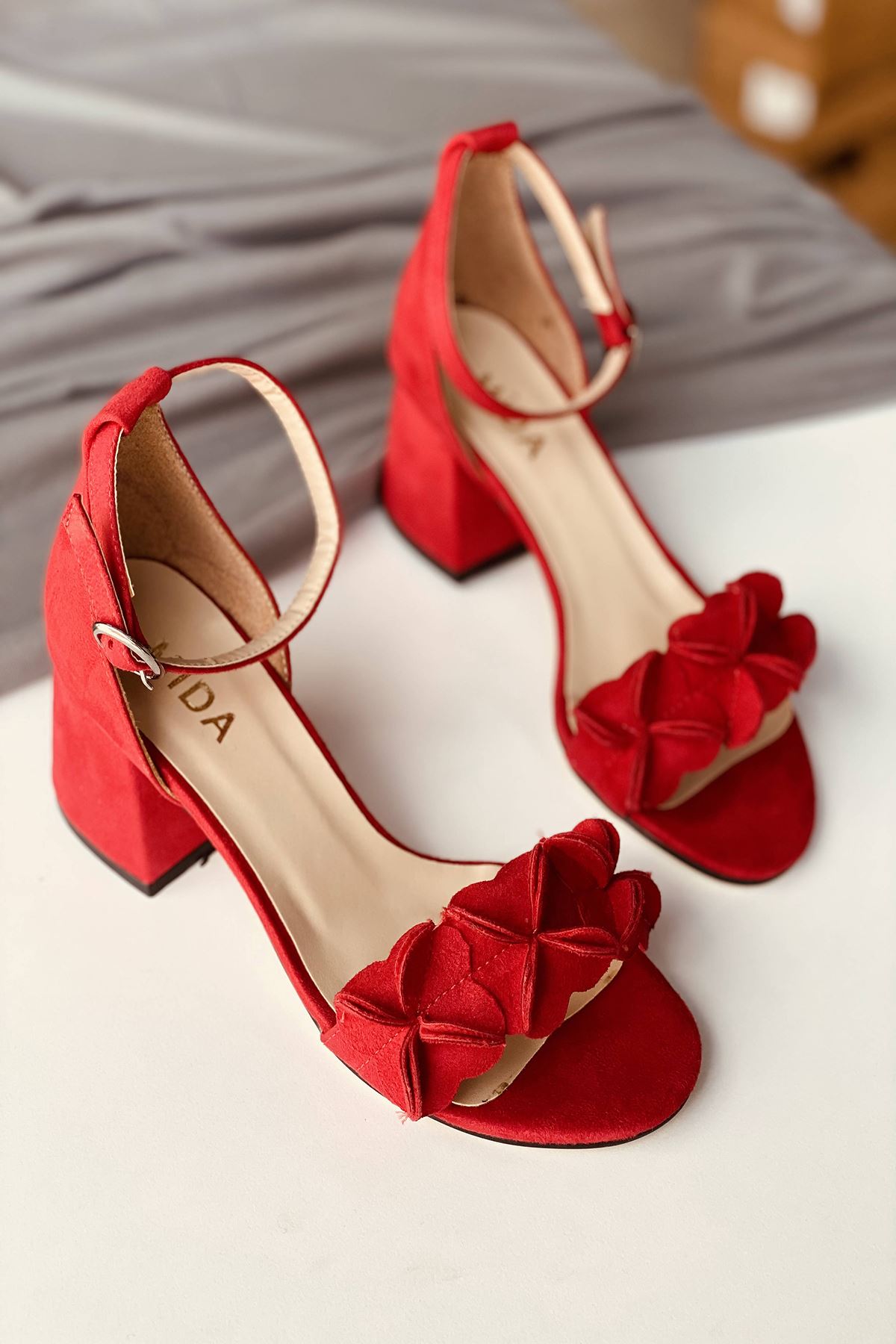 Mida Shoes Y500 Kırmızı Süet Topuklu Ayakkabı