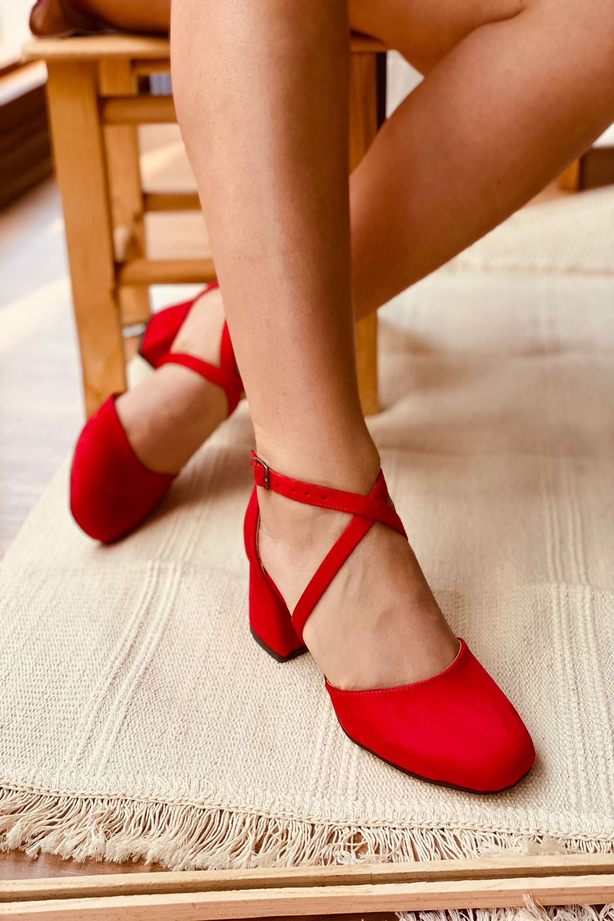 Mida Shoes Y191 Kırmızı Süet Topuklu Ayakkabı