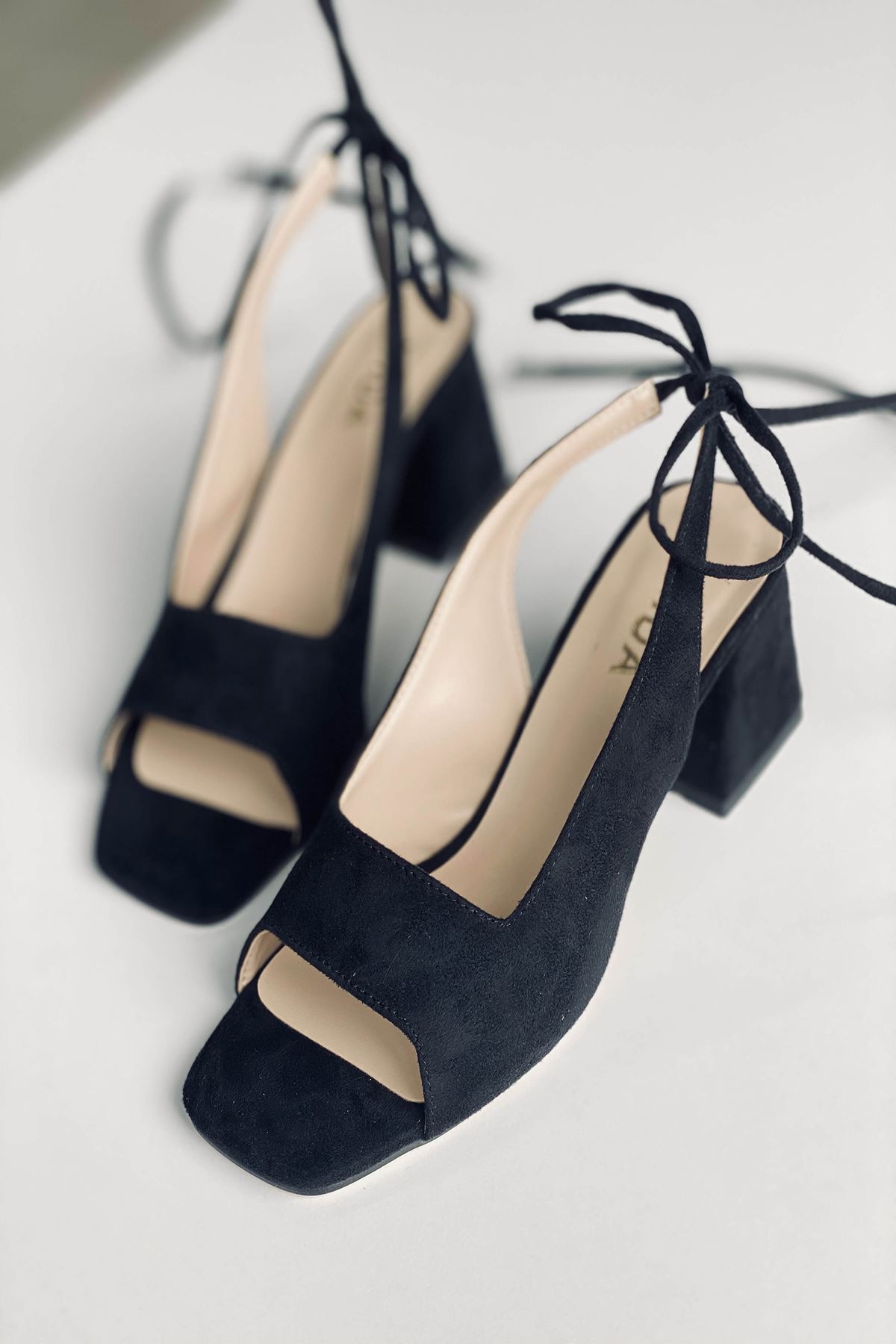 Mida Shoes Y710 Siyah Süet Topuklu Ayakkabı