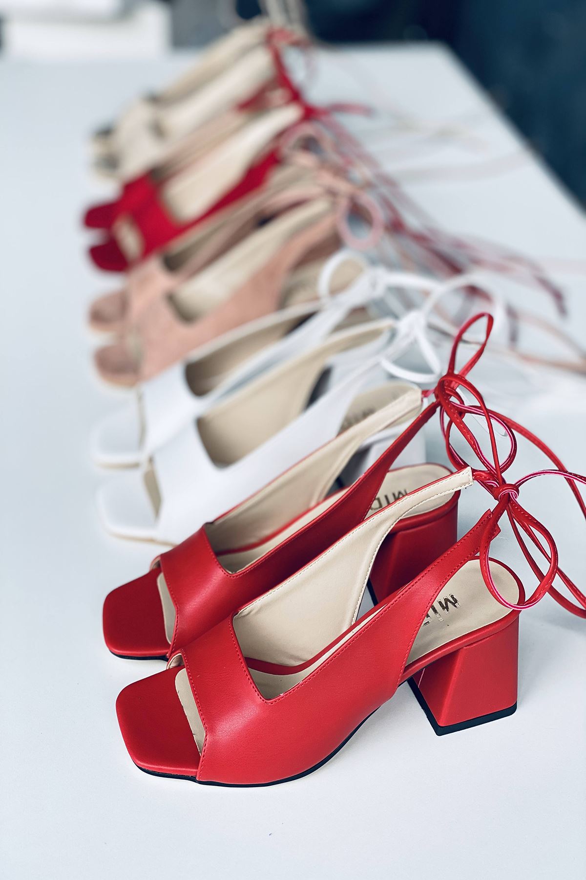 Mida Shoes Y710 Kırmızı Deri Topuklu Ayakkabı