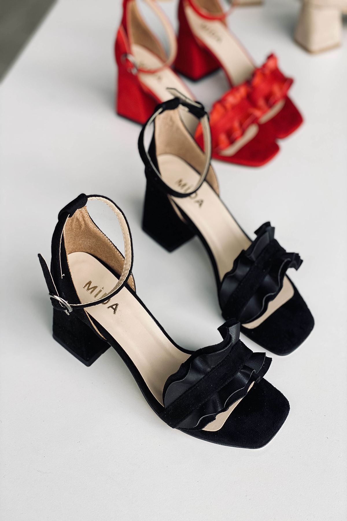 Mida Shoes Y700 Siyah Süet Topuklu Ayakkabı