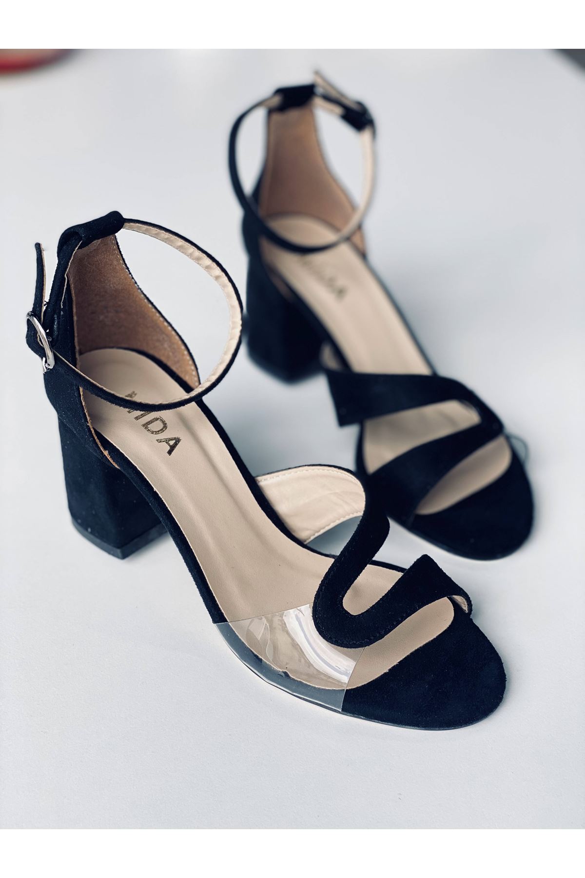 Mida Shoes Y610 Siyah Suet Topuklu Ayakkabı