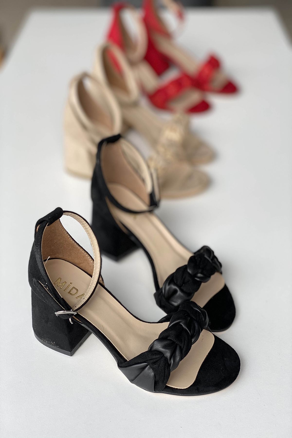 Mida Shoes Y555 Siyah Deri Topuklu Ayakkabı