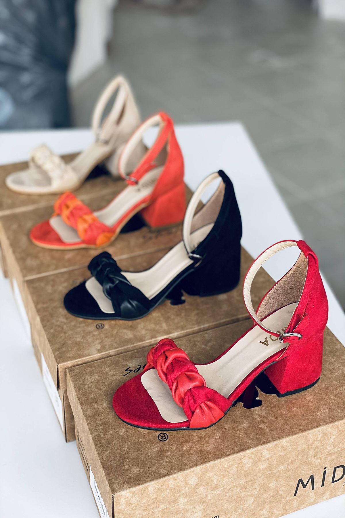 Mida Shoes Y555 Kırmızı Deri Topuklu Ayakkabı