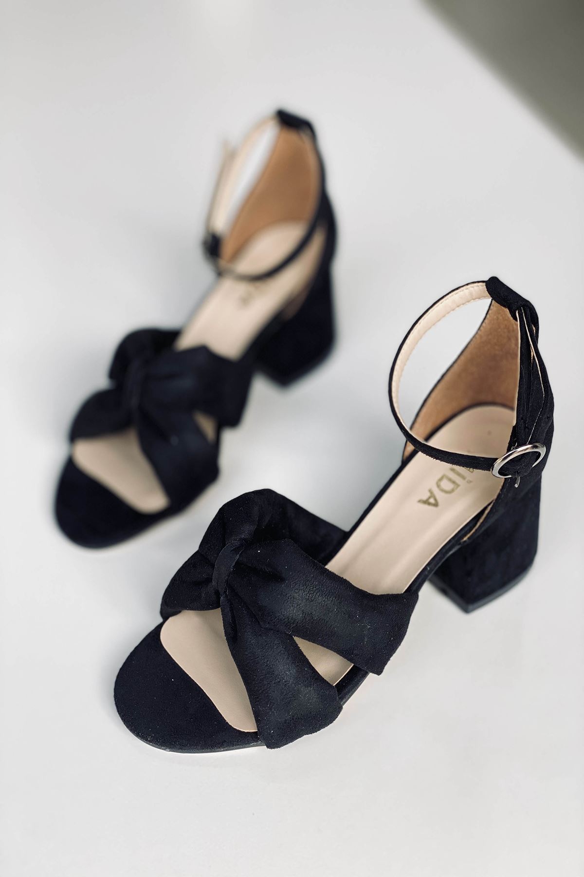 Mida Shoes Y554 Siyah Süet Topuklu Ayakkabı