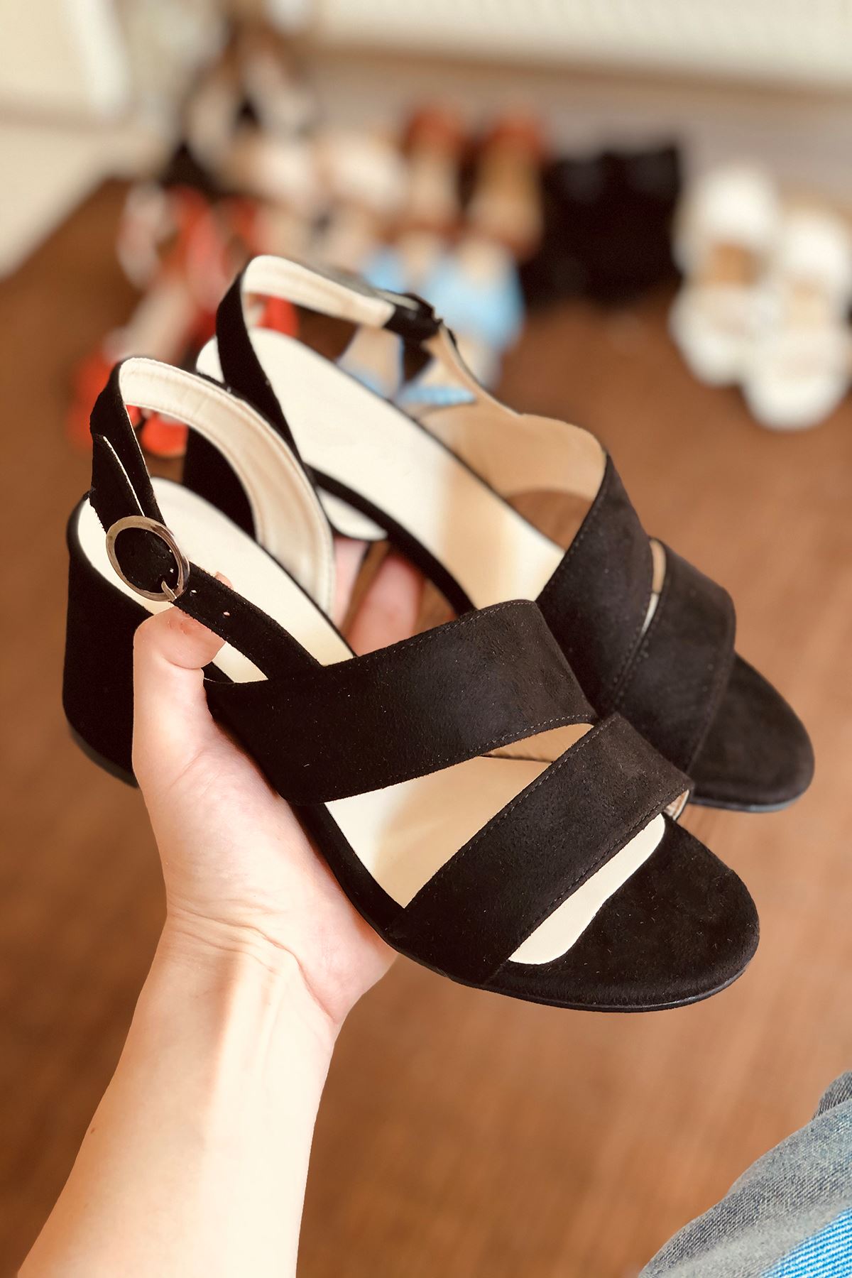 Mida Shoes Y502 Siyah Süet Topuklu Ayakkabı