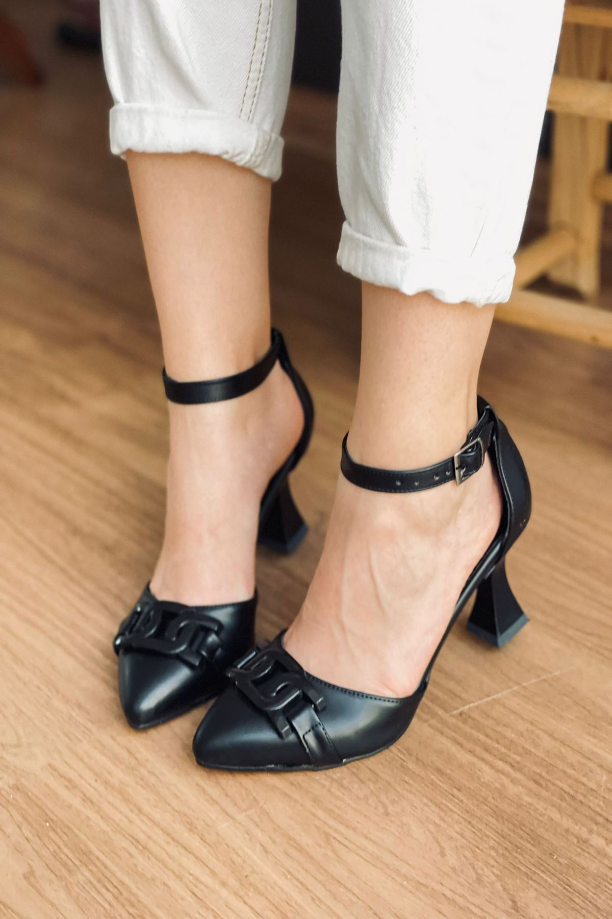 Mida Shoes YMONİCA Siyah Deri Topuklu Ayakkabı