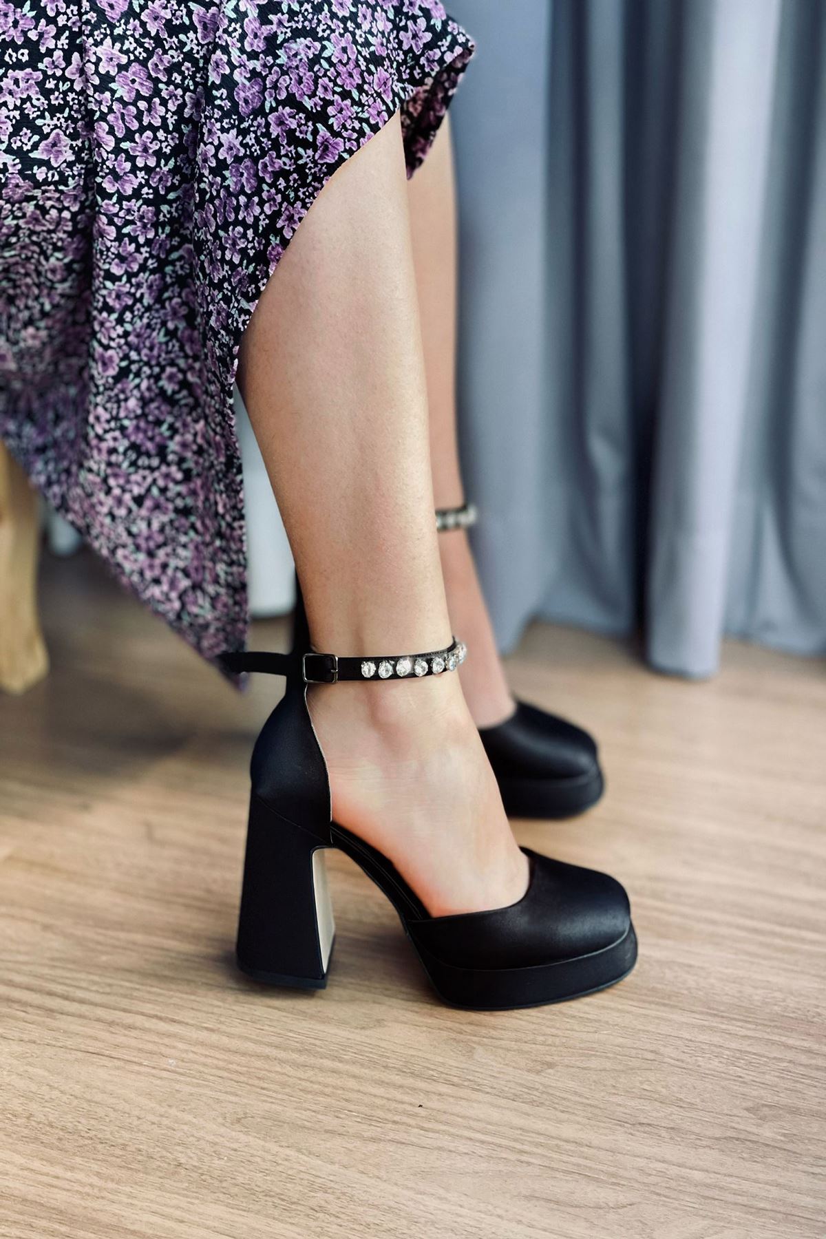 Mida Shoes YMolly Siyah Saten Platformlu Taşlı Topuklu Ayakkabı