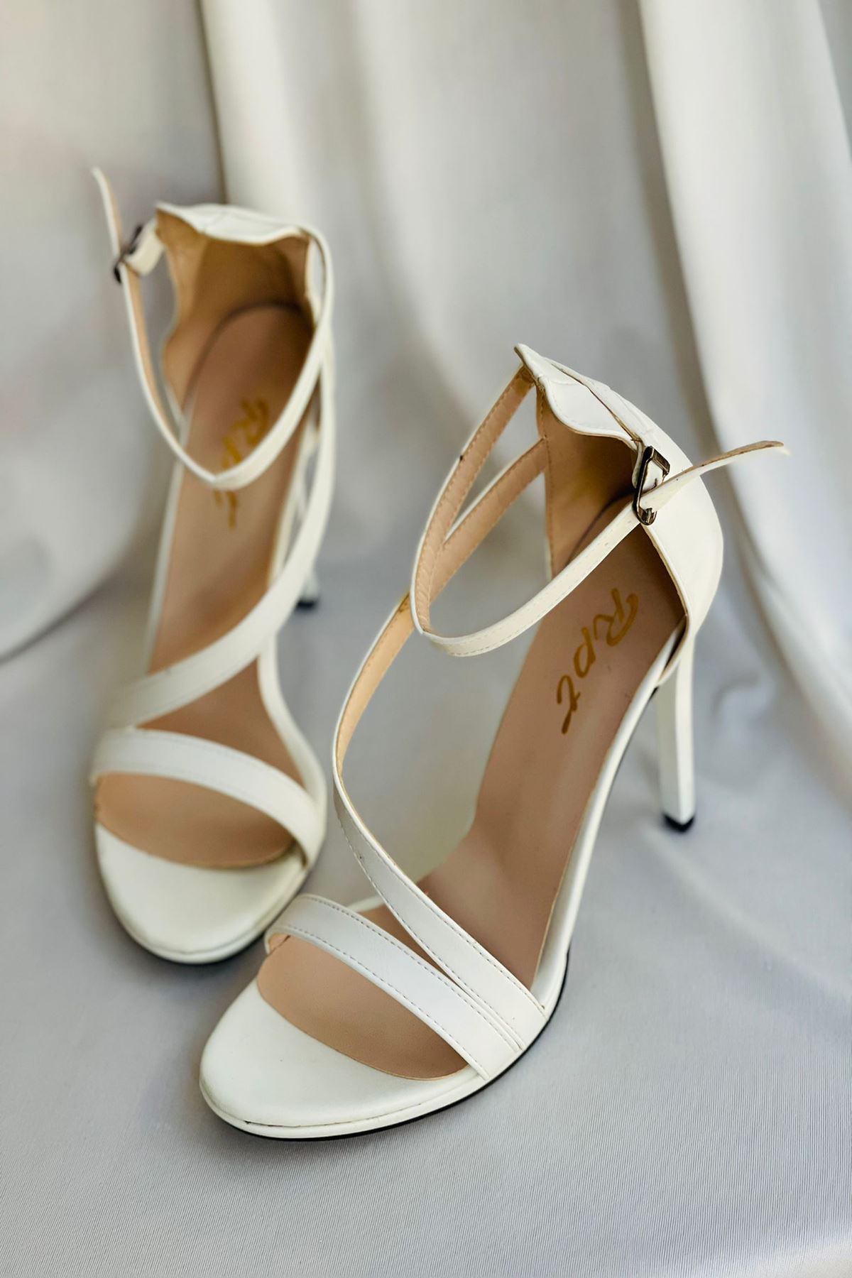 Mida Shoes YCPRZABİYE Beyaz Deri Topuklu Ayakkabı