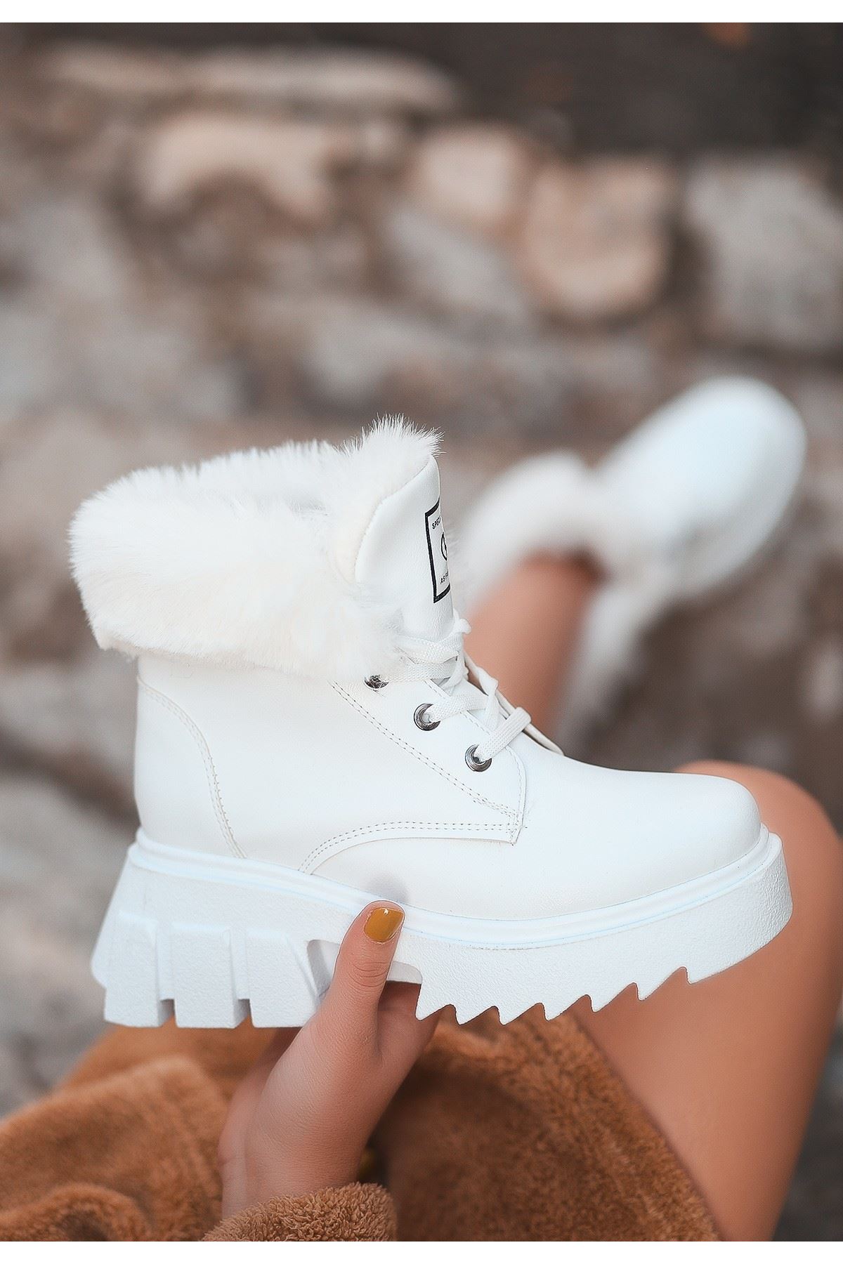 Mida Shoes Bild Beyaz Deri Kürklü Kadın Bot