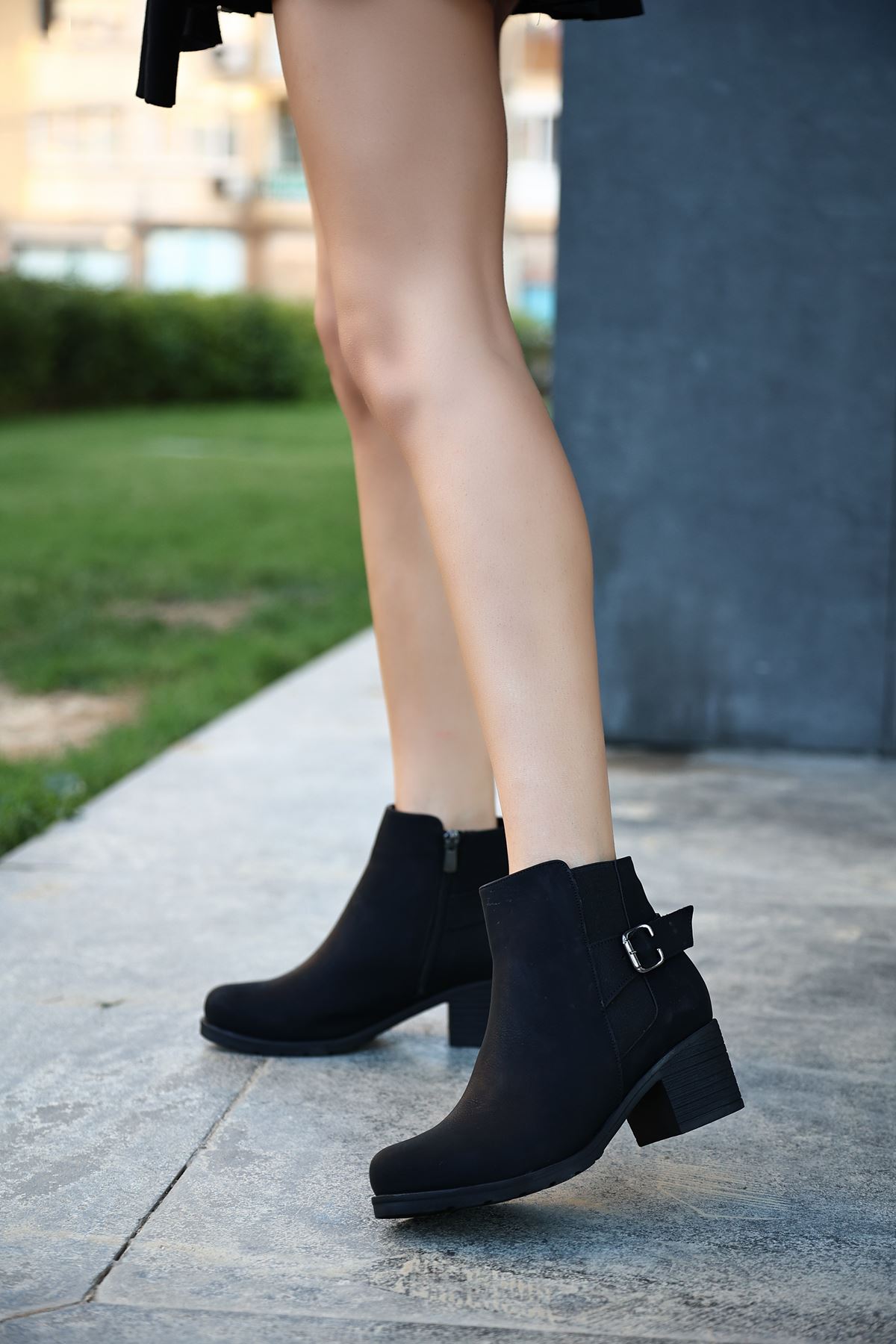 Mida Shoes Blaix Siyah Nabuk Topuklu Kadın Bot