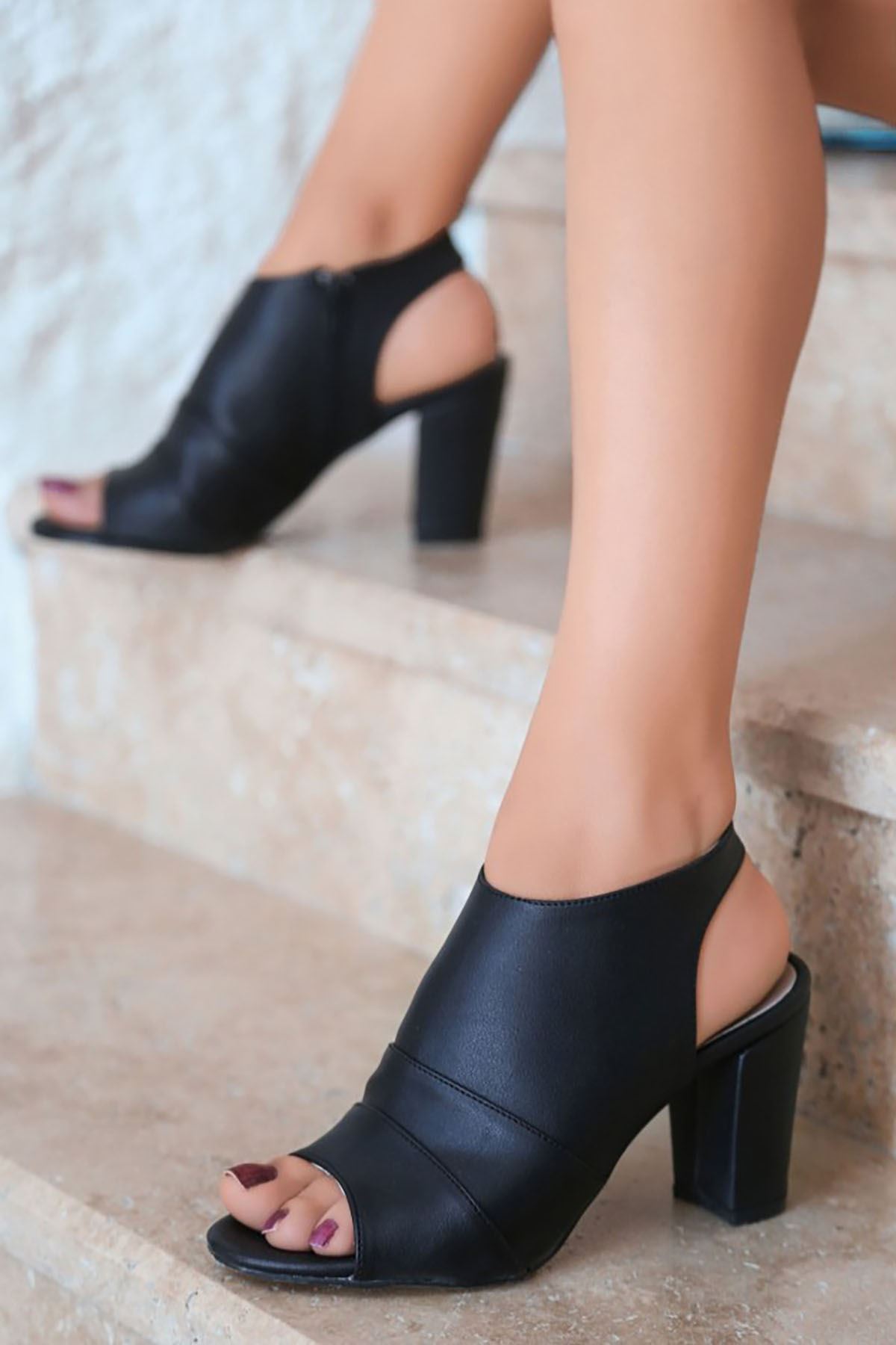 ERBDOLLY Siyah Deri Kadın Önü Açık Topuklu Ayakkabı