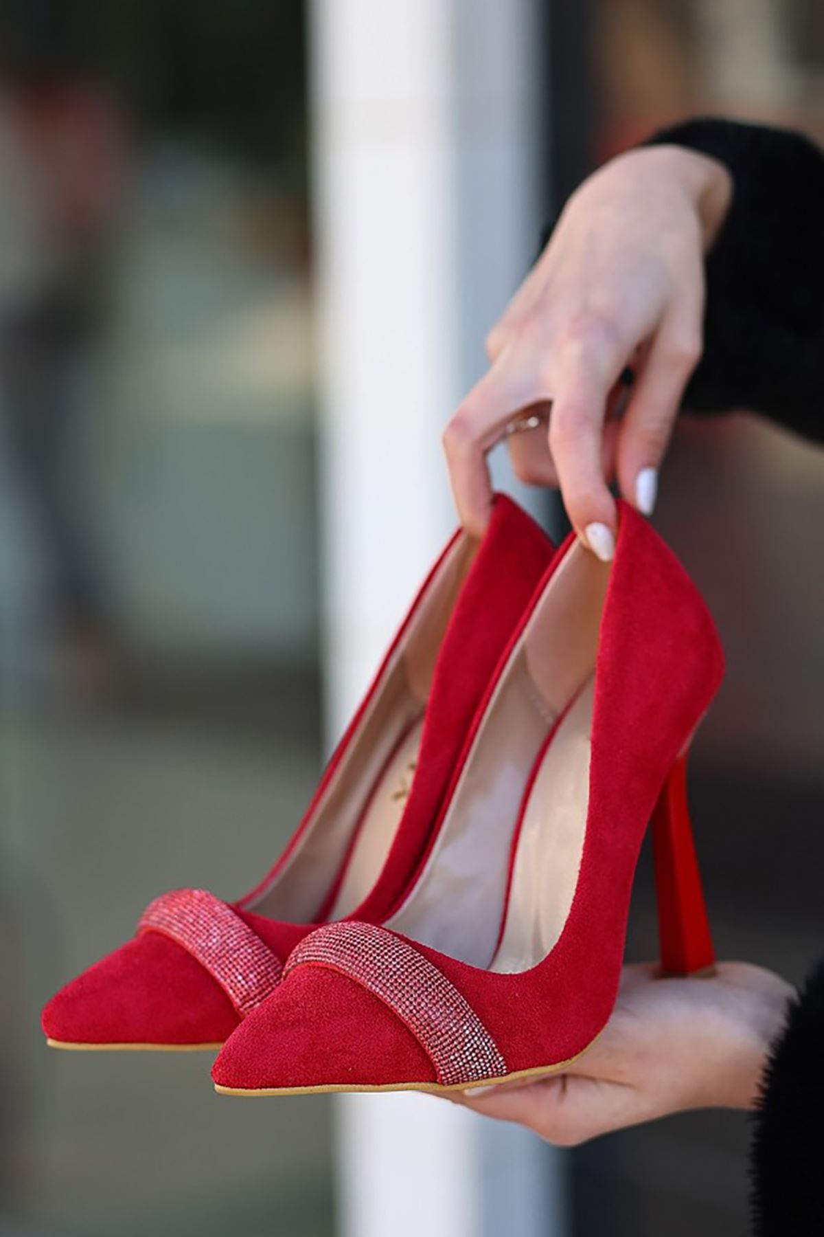 ERBGİDA Kırmızı Süet Kadın İnce Topuklu Ayakkabı
