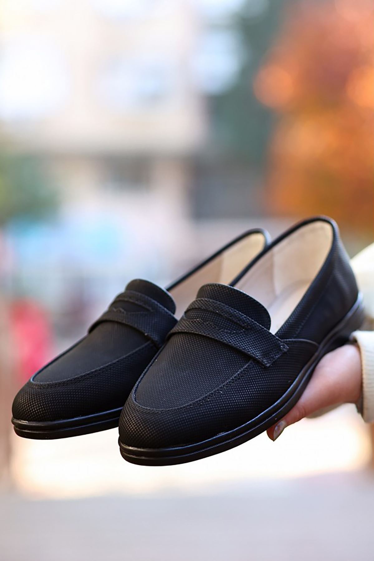 Mida Shoes ERBElla Siyah Deri Kadın Babet