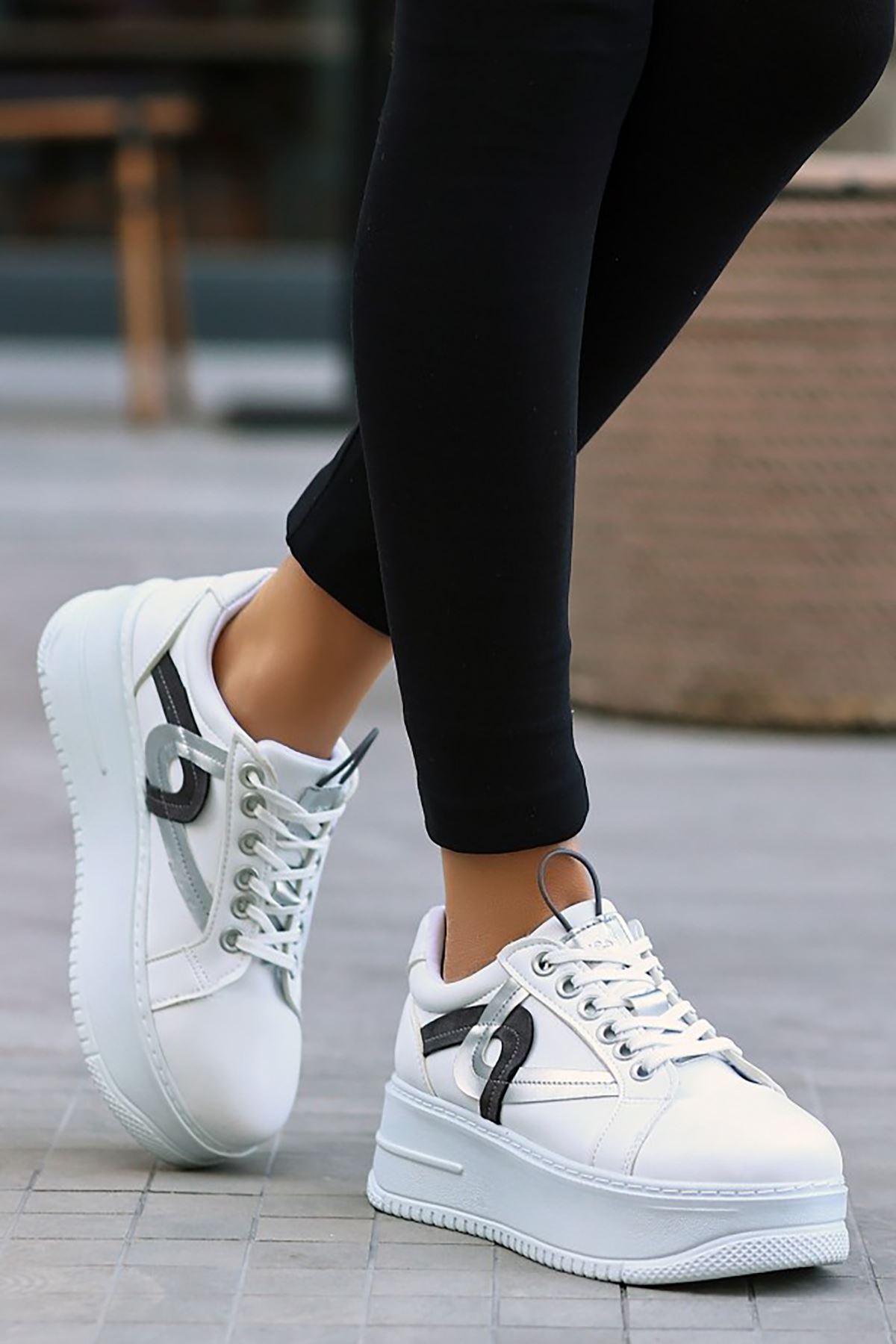 Mida Shoes ERBZİANA Beyaz Deri Bağcıklı Kadın Spor Ayakkabı