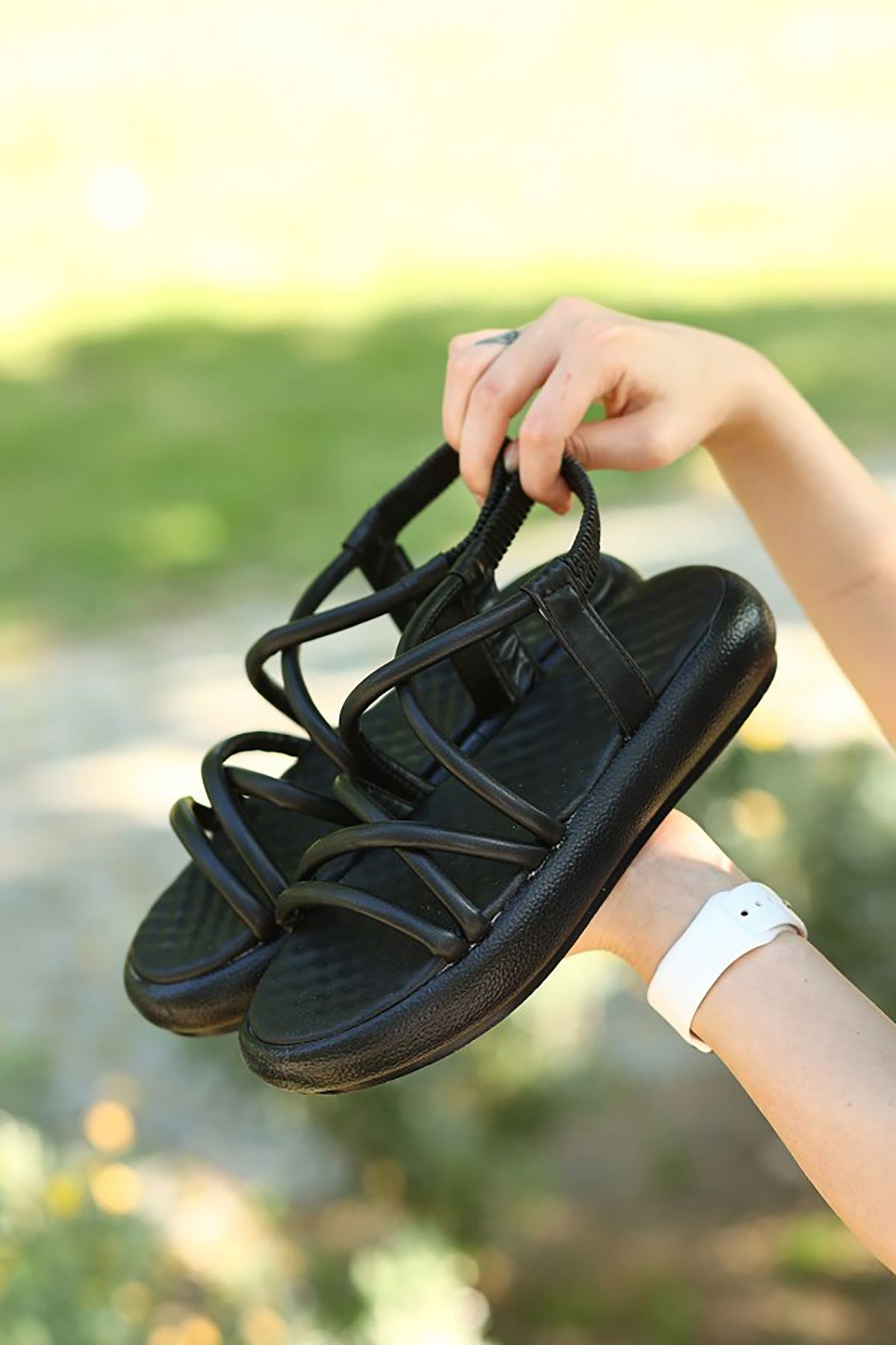 Mida Shoes ERBArfi Siyah Deri Lastikli Kadın Sandalet
