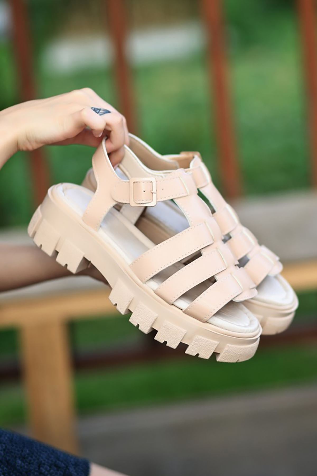 Mida Shoes ERBKest Krem Deri Dolgu Topuk Kadın Sandalet