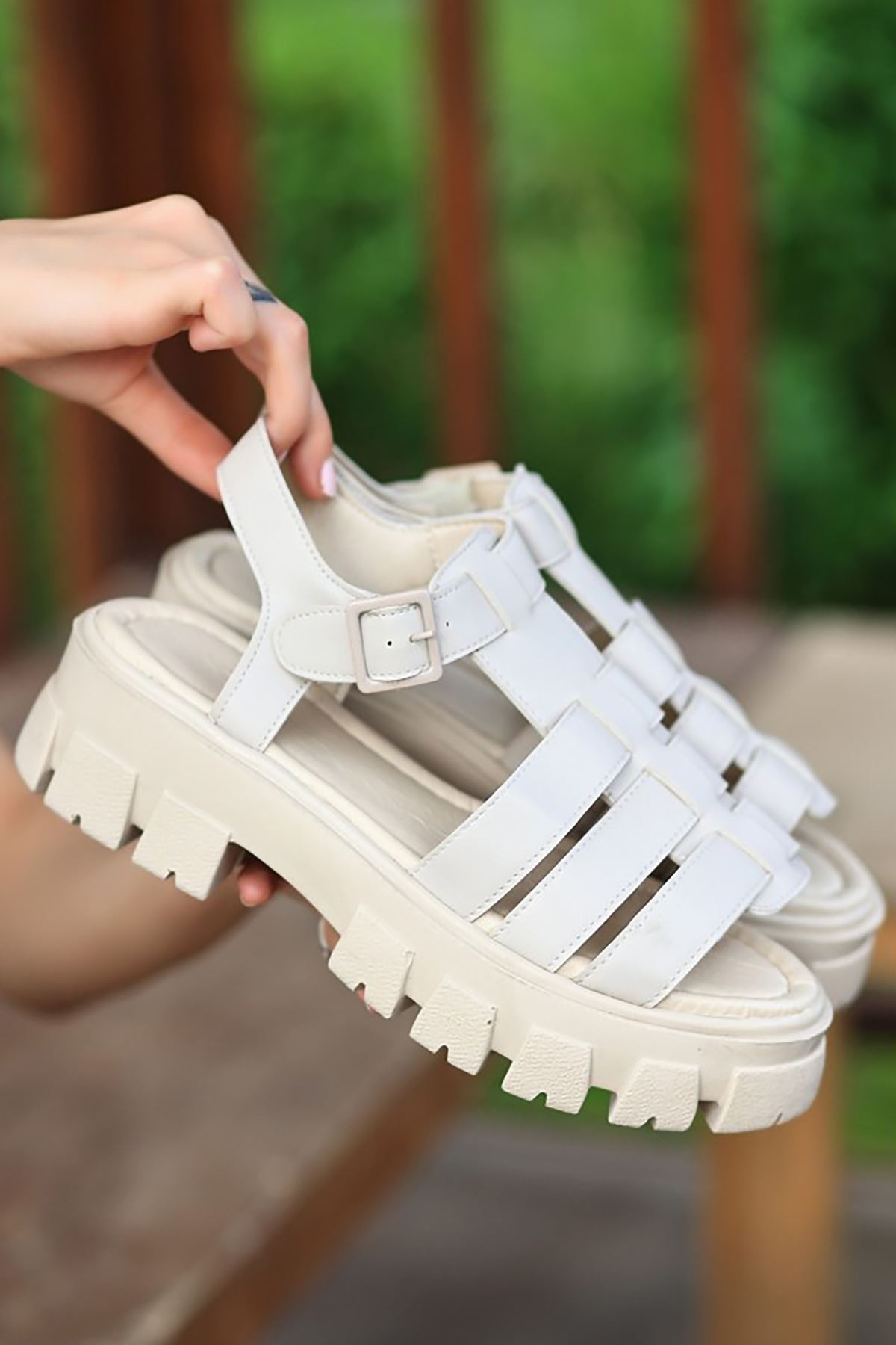 Mida Shoes ERBKest Ten Deri Dolgu Topuk Kadın Sandalet