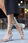 ERBJİTA Beyaz Deri Boncuklu Bağcıklı Kadın Topuklu Ayakkabı