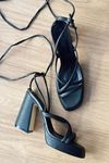 Mida Shoes YVİCKY Siyah Deri Platform Tek Bant Topuklu Ayakkabı